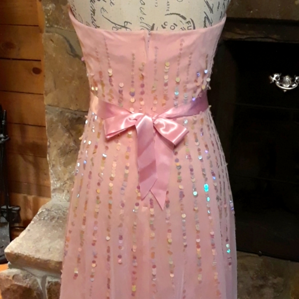 BCBGMAXAZRIA party or prom dress pink retro - Picture 4 of 8